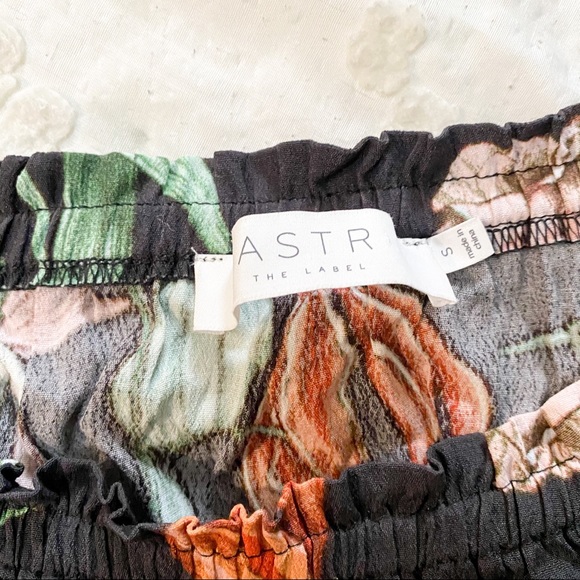 ASTR The Label Chavelle Floral Off Shoulder Top S - Picture 10 of 11